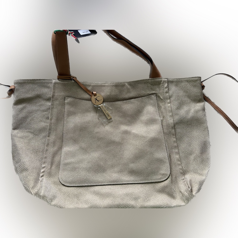 Alesssia Capri large gold shoulder bag